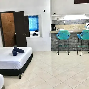alojamiento-departamental-centro.quintano-roohotels.com/