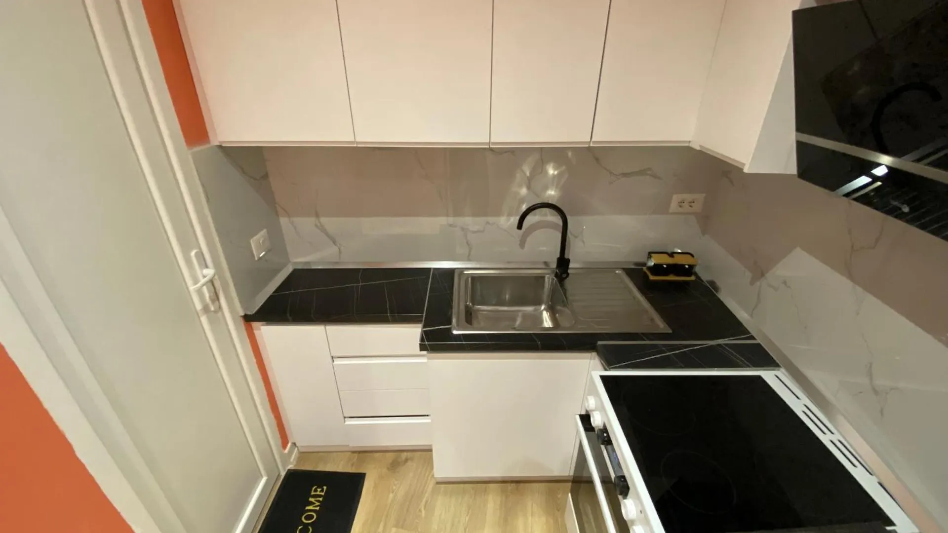 Tirana Center Apartaments Appartamento