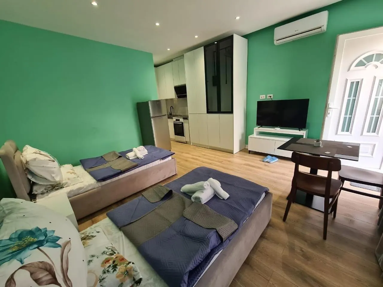 Tirana Center Apartaments 0*,